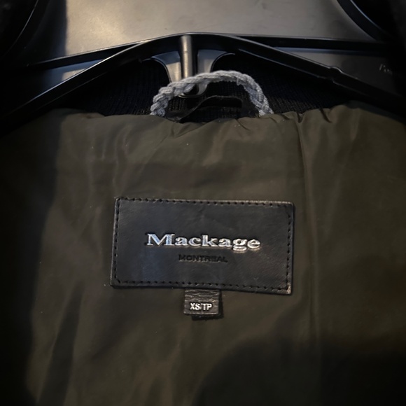 Mackage Kay Mid Length Down Fur trimmed Hooded Coat Women XS Army Green - Picture 6 of 14